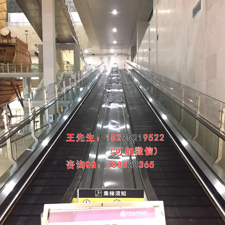 도보 스테인리스강 기둥은 상해 항해 박물관 엘리베이터 추락 방지 난간에 쓰인다